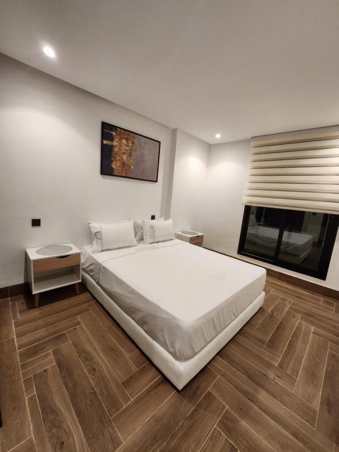 Modern Luxury Retreat: 2-Bedroom Apartment In The Heart Of Marrakech Маракеш Екстериор снимка