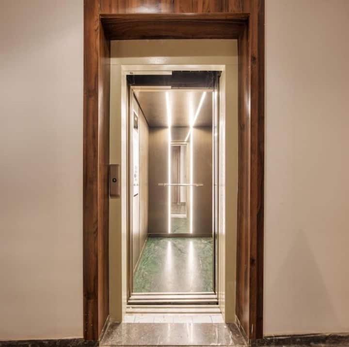 Modern Luxury Retreat: 2-Bedroom Apartment In The Heart Of Marrakech Маракеш Екстериор снимка